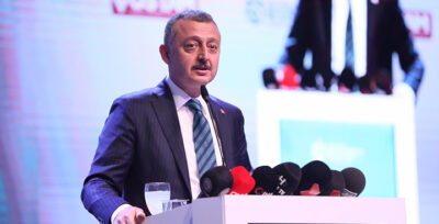 Kocaeli Büyükşehir Belediye Başkanı Doç. Dr. Tahir Büyükakın